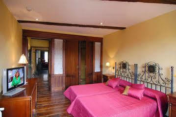 Hostal Santo Grial Santiago de Compostela Dış mekan fotoğraf